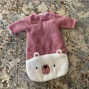 COPY - Excellent condition. Sleep sack with sleeves. 3-6 months